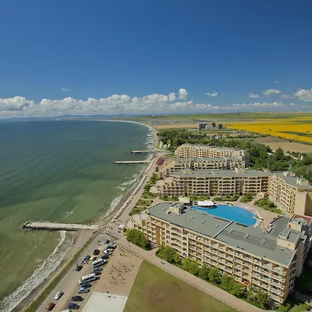 Midia Family Hotel